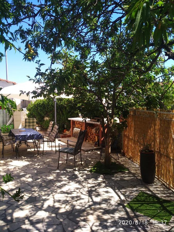 Wellness Ra- Enjoy Our Jaccuzi, Sauna, E Bike ,fitness , Waterskiing Appartamento