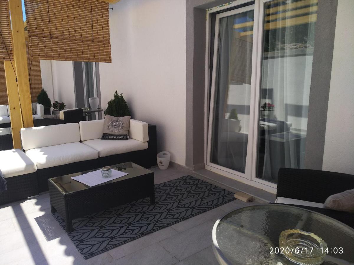 Wellness Ra- Enjoy Our Jaccuzi, Sauna, E Bike ,fitness , Waterskiing * Primošten