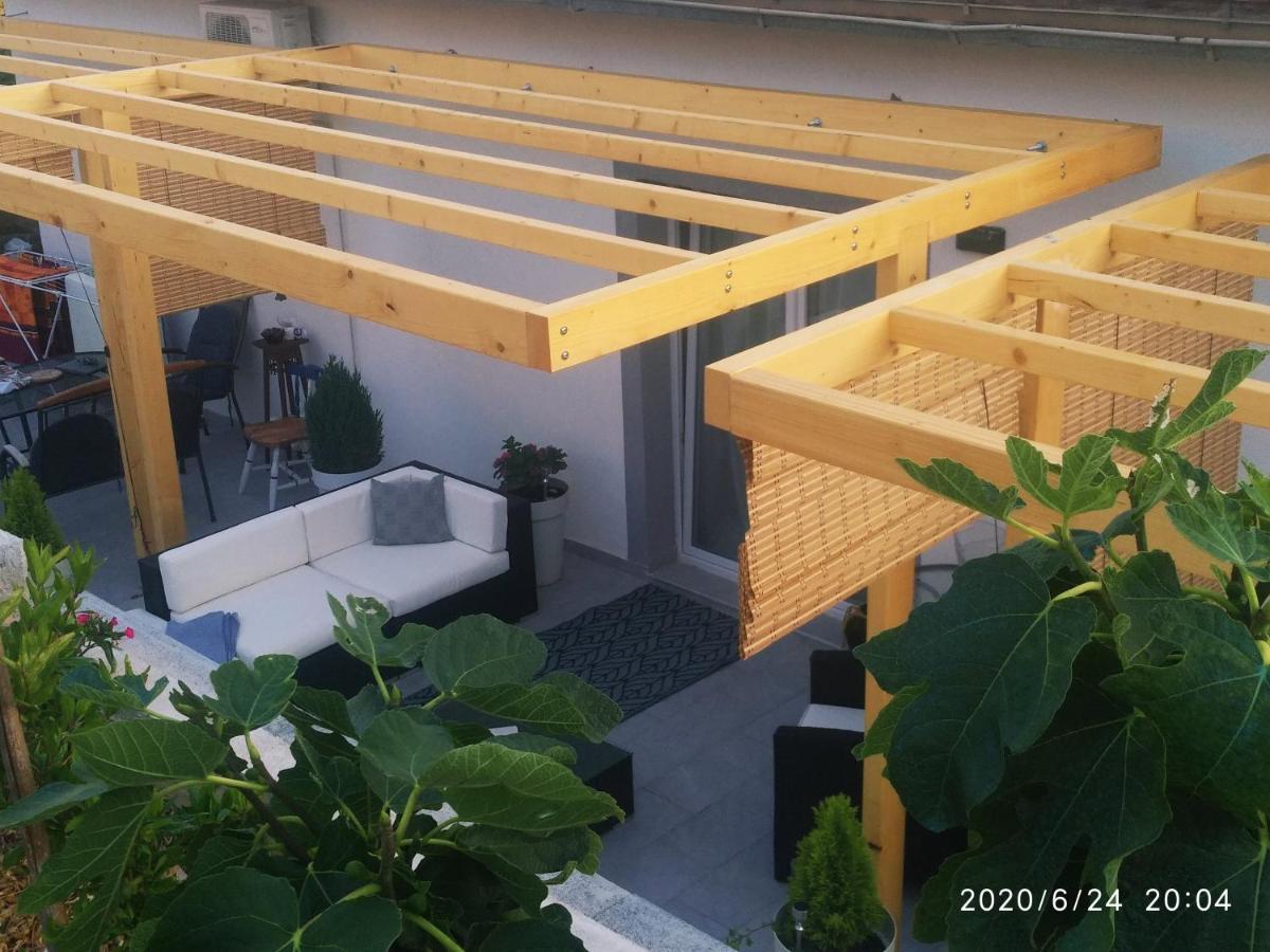 Wellness Ra- Enjoy Our Jaccuzi, Sauna, E Bike ,fitness , Waterskiing *
