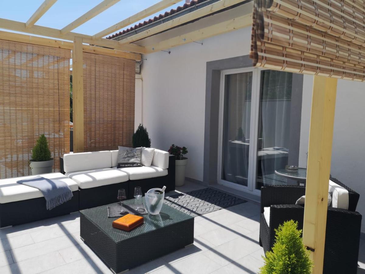 Wellness Ra- Enjoy Our Jaccuzi, Sauna, E Bike ,fitness , Waterskiing * Primošten