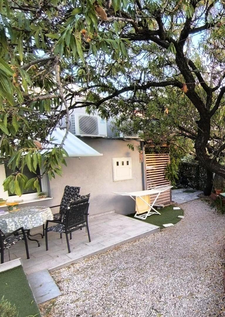 Wellness Ra- Enjoy Our Jaccuzi, Sauna, E Bike ,fitness , Waterskiing Apartment Primošten