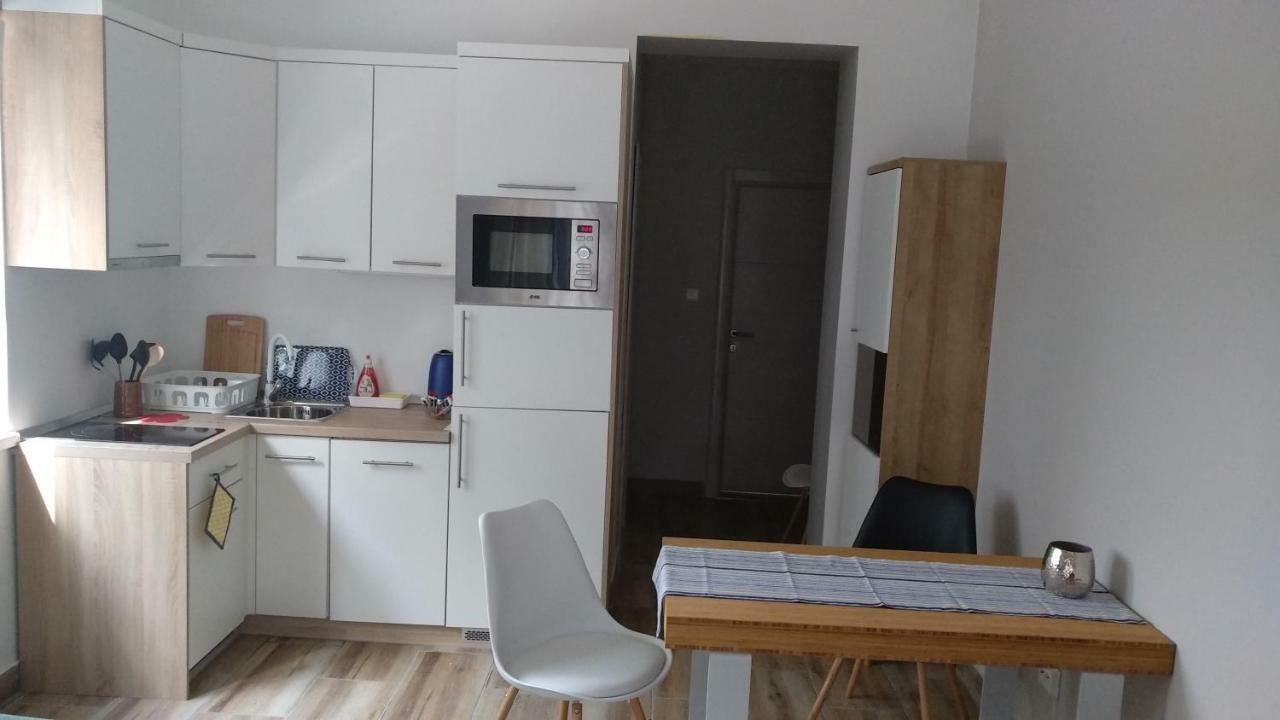 Appartamento Wellness Ra- Enjoy Our Jaccuzi, Sauna, E Bike ,fitness , Waterskiing
