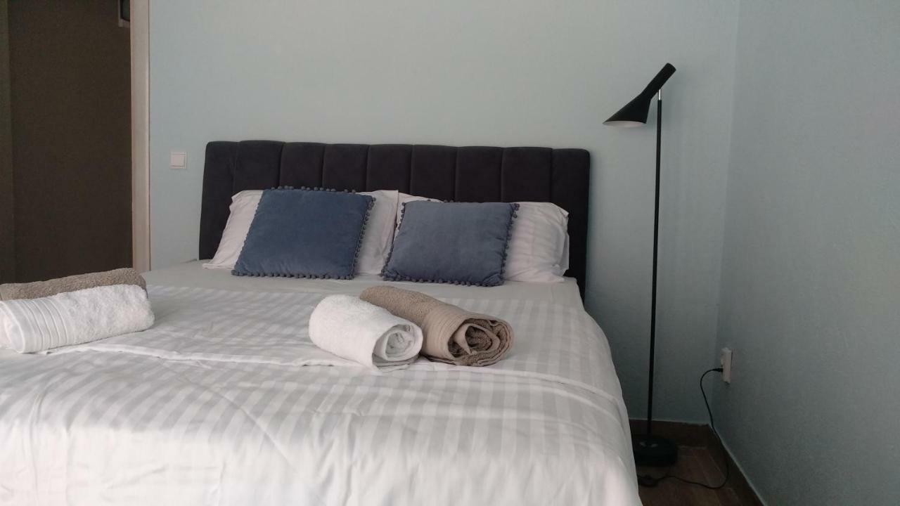 Wellness Ra- Enjoy Our Jaccuzi, Sauna, E Bike ,fitness , Waterskiing Apartment Primošten